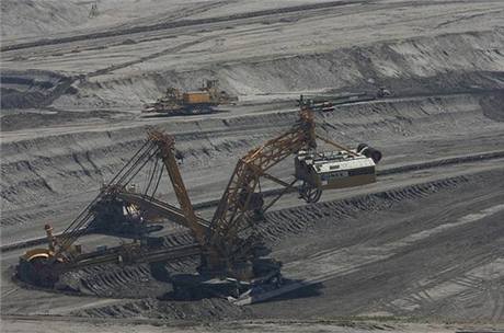 Těžba hnědého uhlí (ilustrační foto)